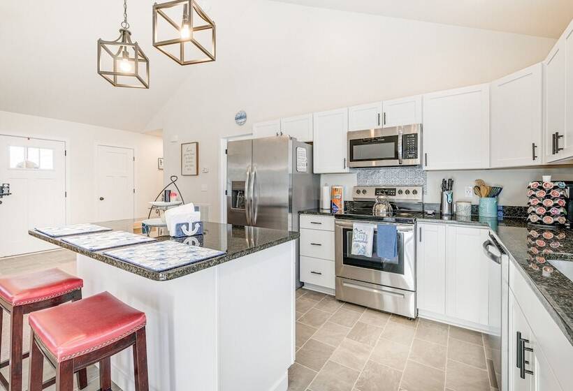 Coastal Virginia Home W/ Private Beach Access!