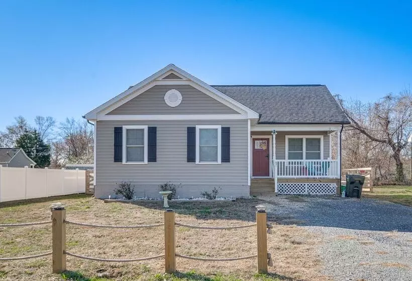 Coastal Virginia Home W/ Private Beach Access!