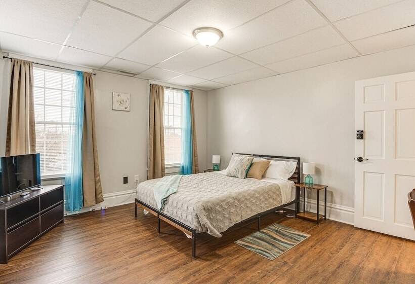 Columbus Apartment ~ 2 Mi To Ohio State University