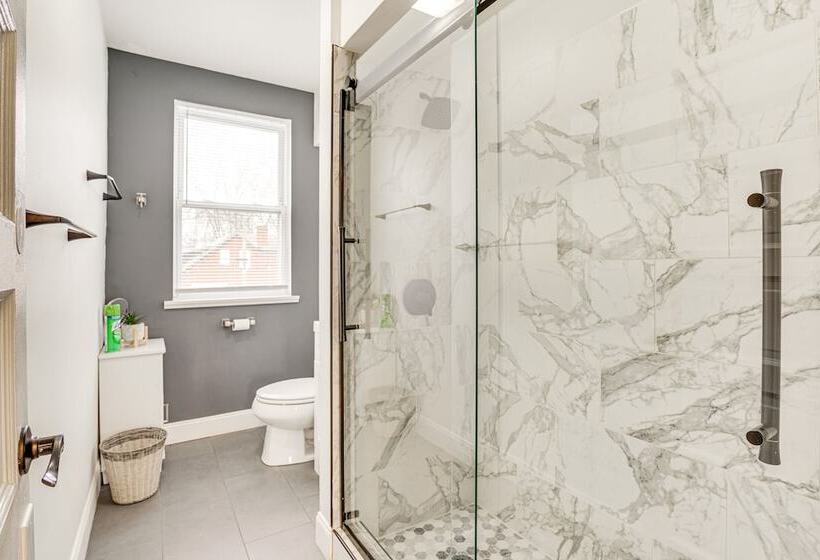 Columbus Apartment ~ 2 Mi To Ohio State University