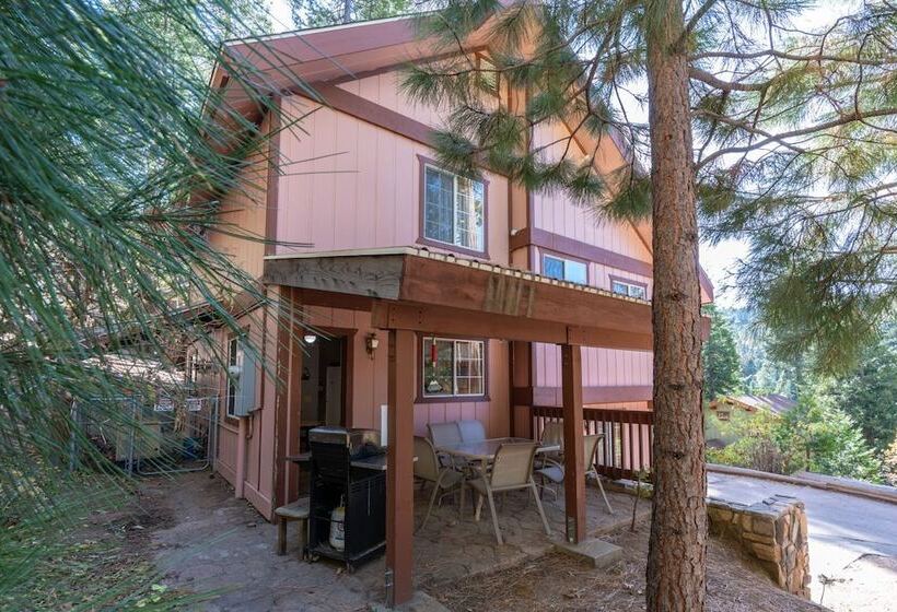 Cozy Bear North Quaint And Warm 2bd In Yosemite!