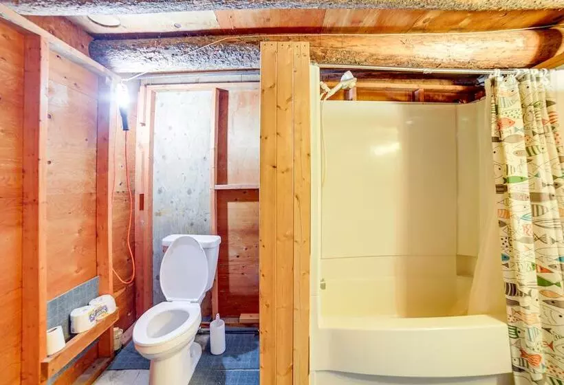 Yellowstone Cabin Getaway Near National Park