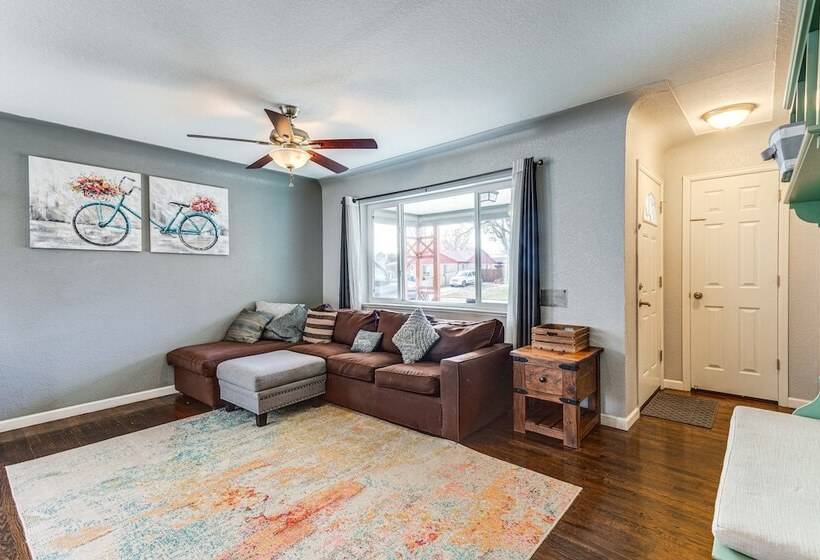 5 Mi To Dtwn Denver: Pet Friendly Home W/ Yard