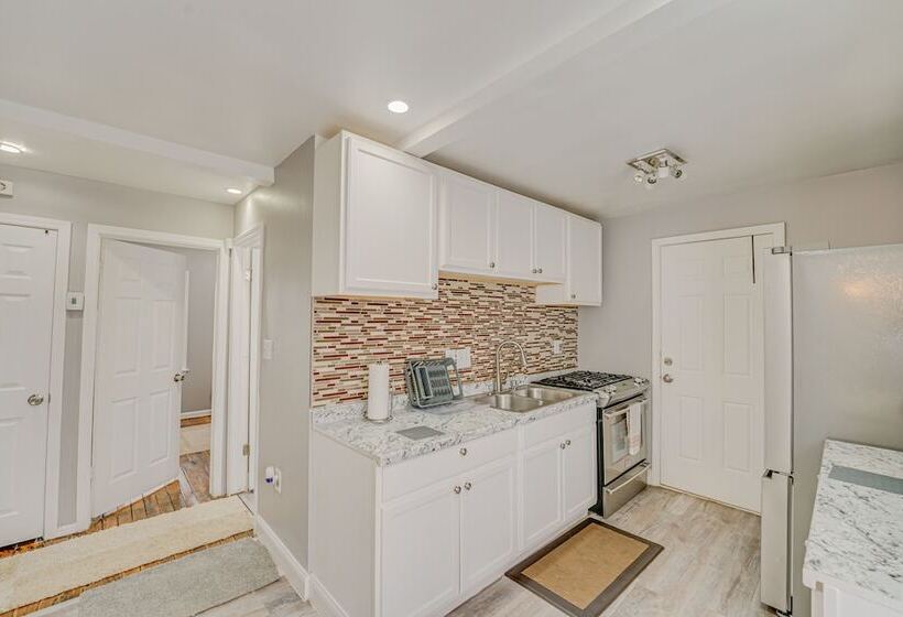 Detroit Vacation Rental: Private Patio & Yard