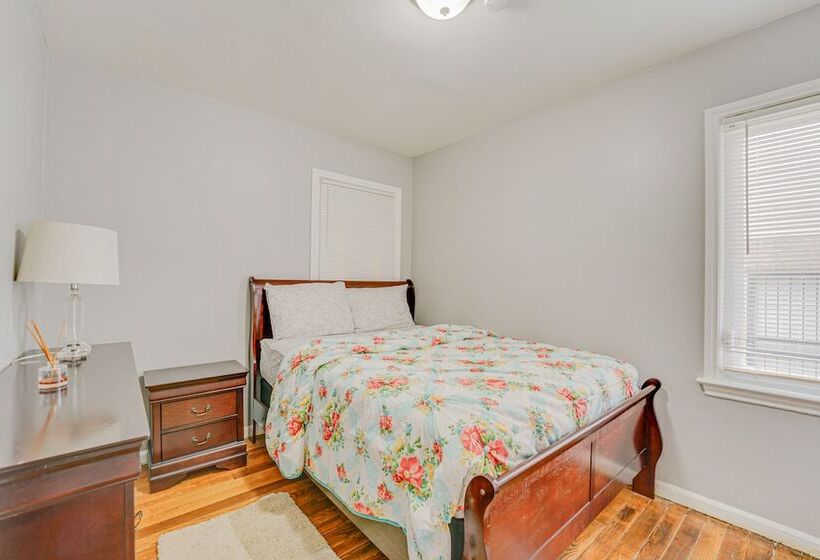 Detroit Vacation Rental: Private Patio & Yard