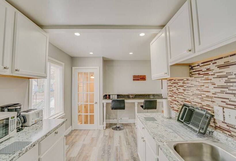 Detroit Vacation Rental: Private Patio & Yard