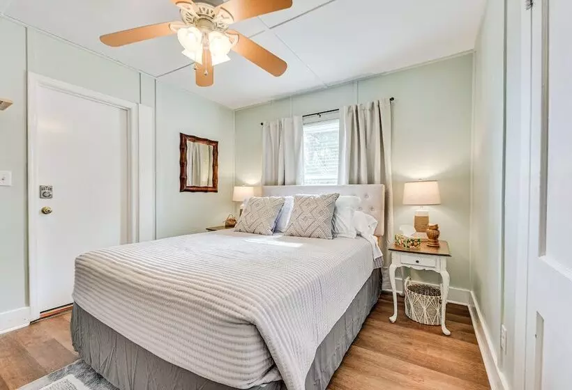 Dtwn St Marys Home Near Waterfront: Pets Welcome!