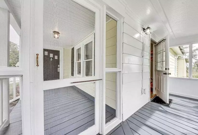 Dtwn St Marys Home Near Waterfront: Pets Welcome!