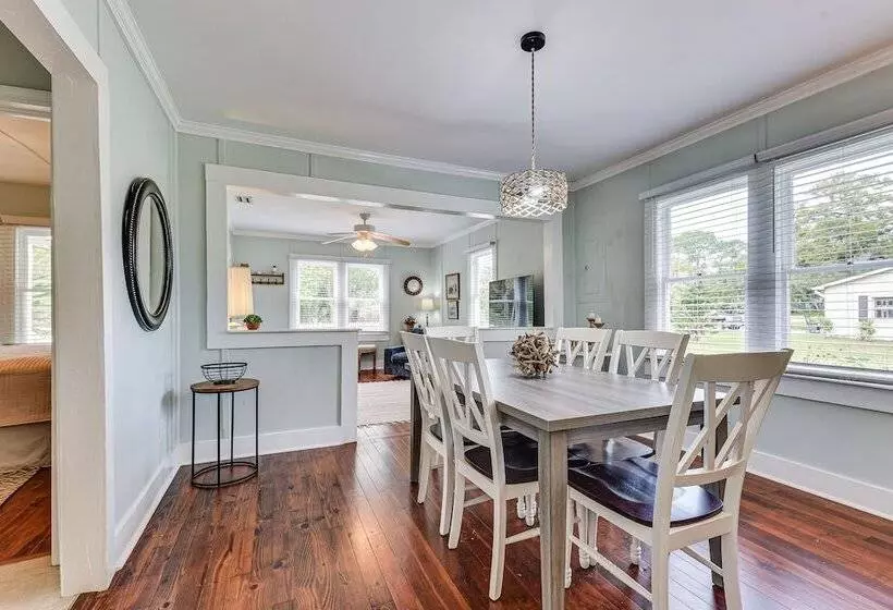 Dtwn St Marys Home Near Waterfront: Pets Welcome!