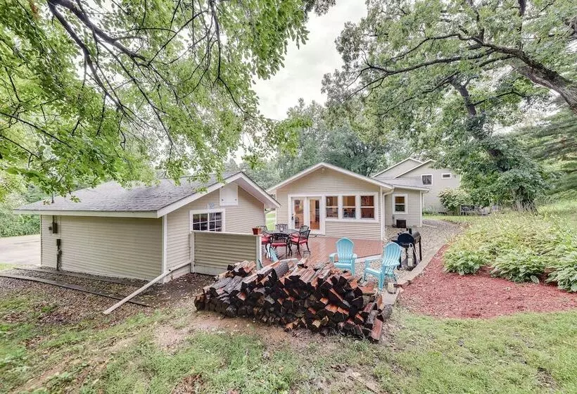 Family Friendly Twin Lakes Home Near Lake Mary!