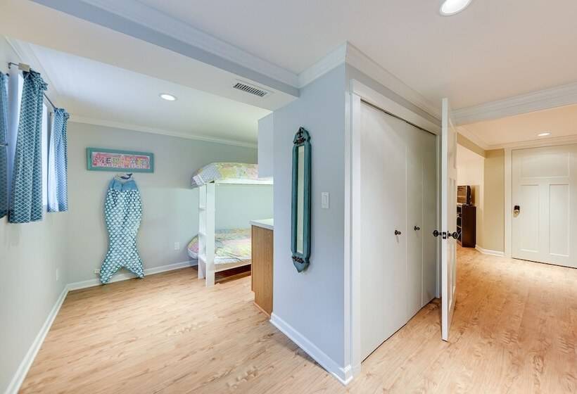 Family Friendly Twin Lakes Home Near Lake Mary!