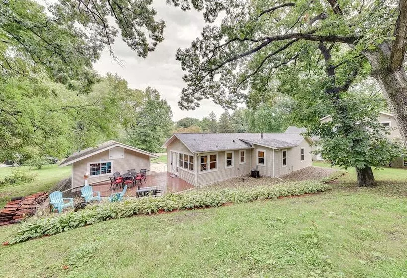 Family Friendly Twin Lakes Home Near Lake Mary!