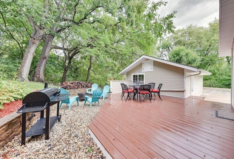 Family Friendly Twin Lakes Home Near Lake Mary!