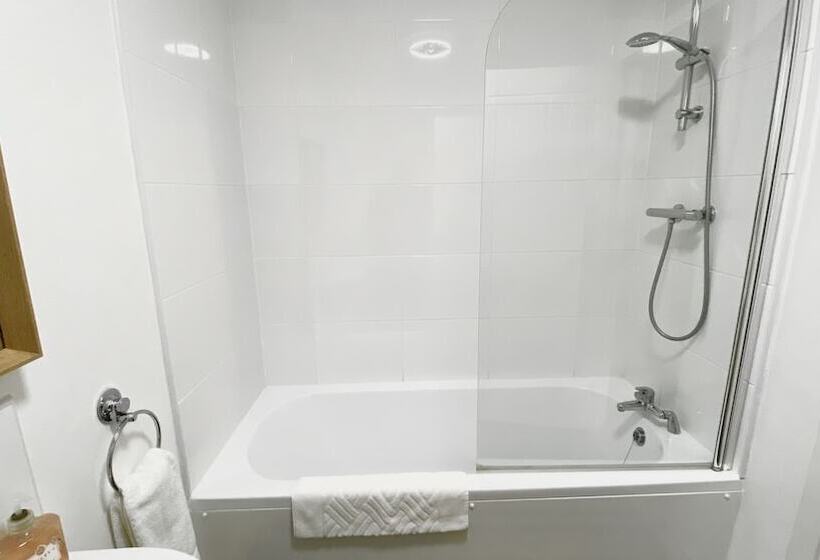 Friars House, Stafford By Bell Apartments