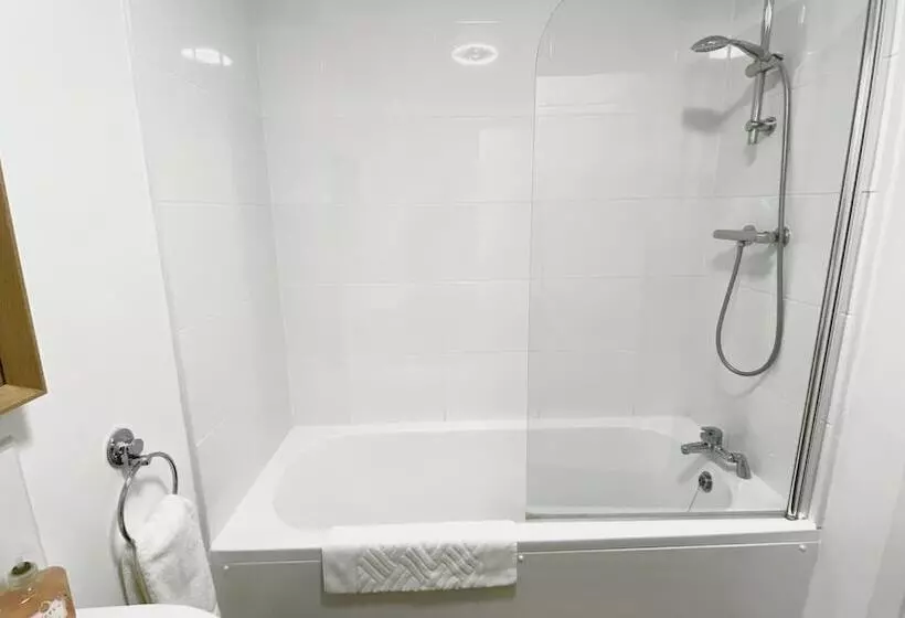 Friars House, Stafford By Bell Apartments