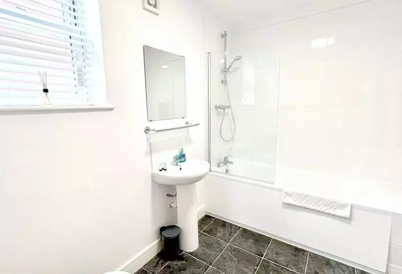 Friars House, Stafford By Bell Apartments