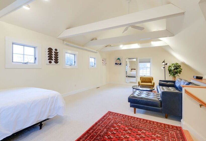 Home W/ Backyard ~ 2 Mi To Downtown Lexington!