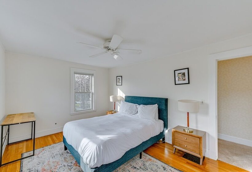 Home W/ Backyard ~ 2 Mi To Downtown Lexington!