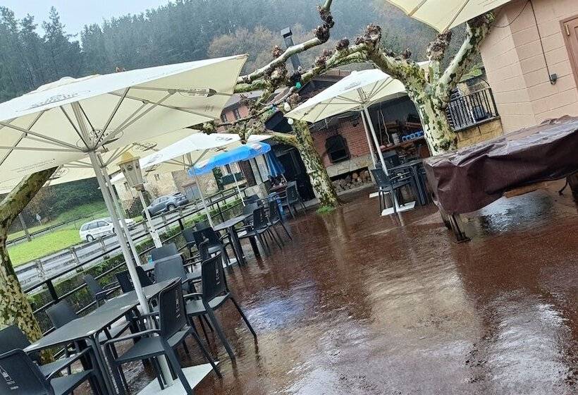 酒店 Habitaciones Restaurante Asador El Puente Galdames