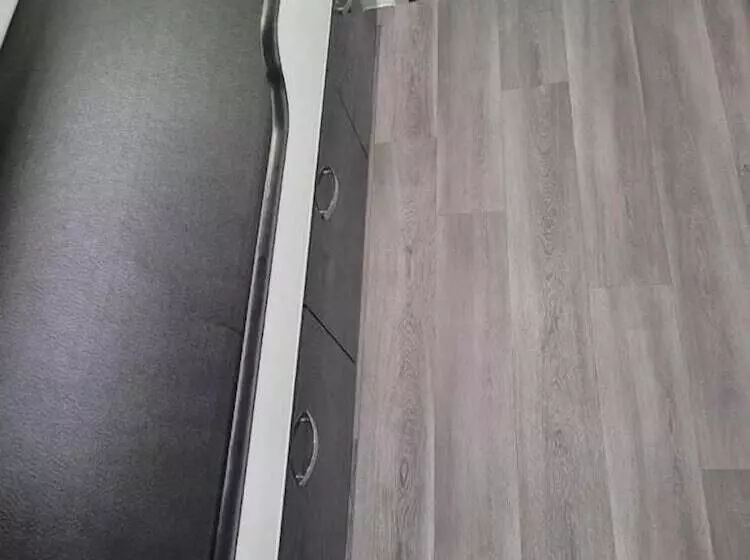 Hotelli Longford Riverside Caravan Park