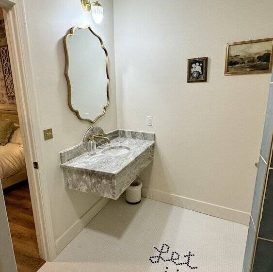 هتل The Rockhound Boutique