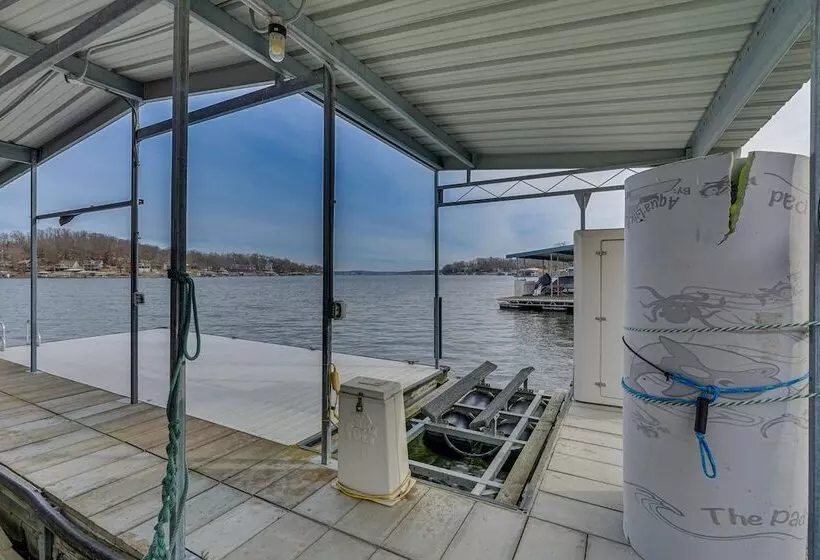 Private Dock: Lake Of The Ozarks Hideaway!