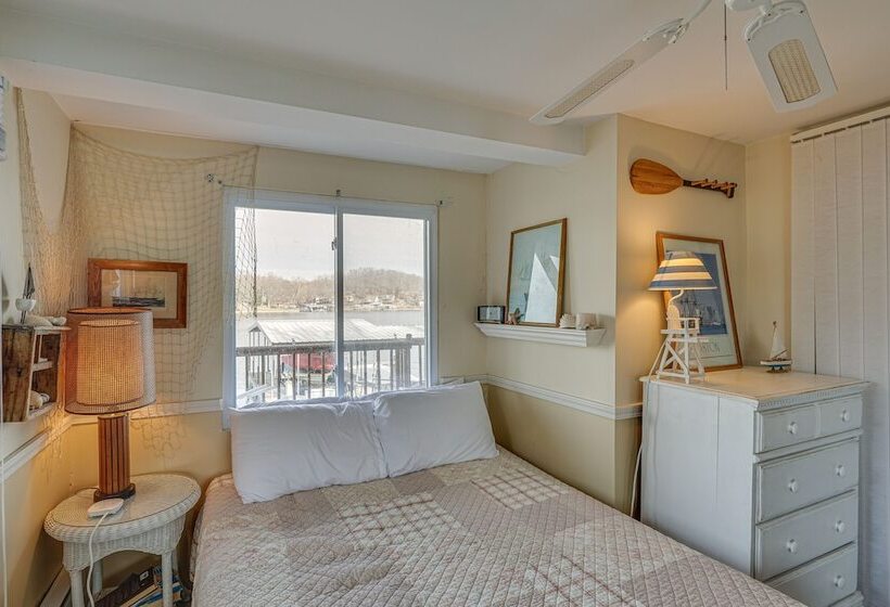 Private Dock: Lake Of The Ozarks Hideaway!