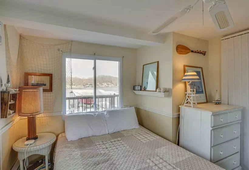 Private Dock: Lake Of The Ozarks Hideaway!