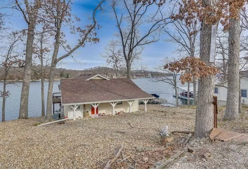Private Dock: Lake Of The Ozarks Hideaway!