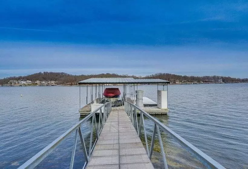 Private Dock: Lake Of The Ozarks Hideaway!