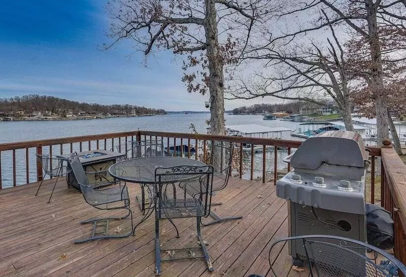 Private Dock: Lake Of The Ozarks Hideaway!
