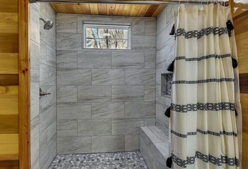 Mountain View Cabin ~ 2 Mi To Downtown Clayton!