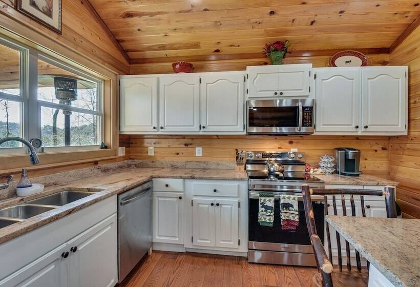Mountain View Cabin ~ 2 Mi To Downtown Clayton!