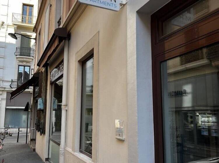 Mrtn Apartments & Suites