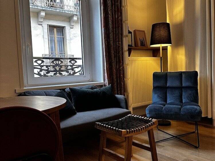 Mrtn Apartments & Suites