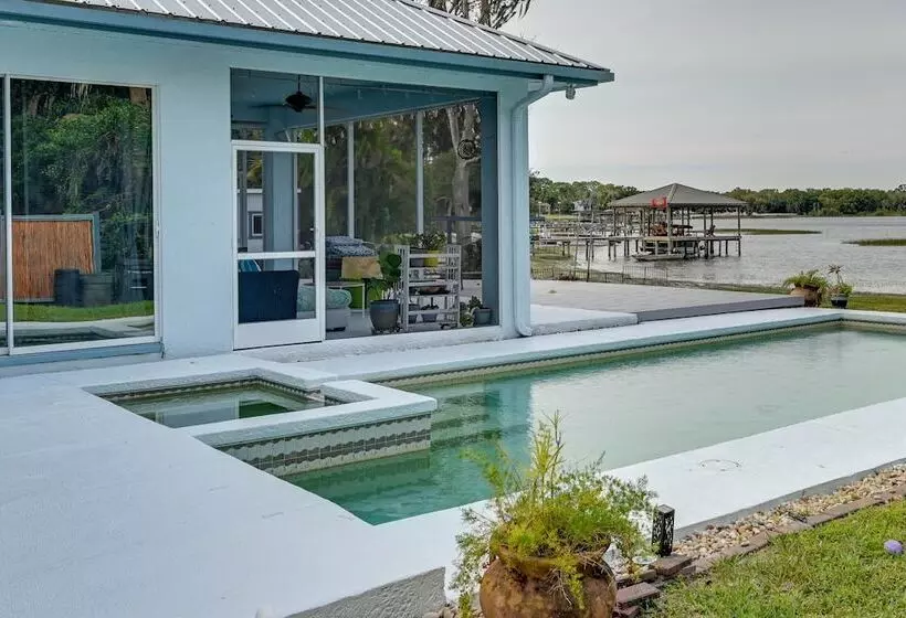 Odessa Lake House W/ Private Pool & Screened Lanai