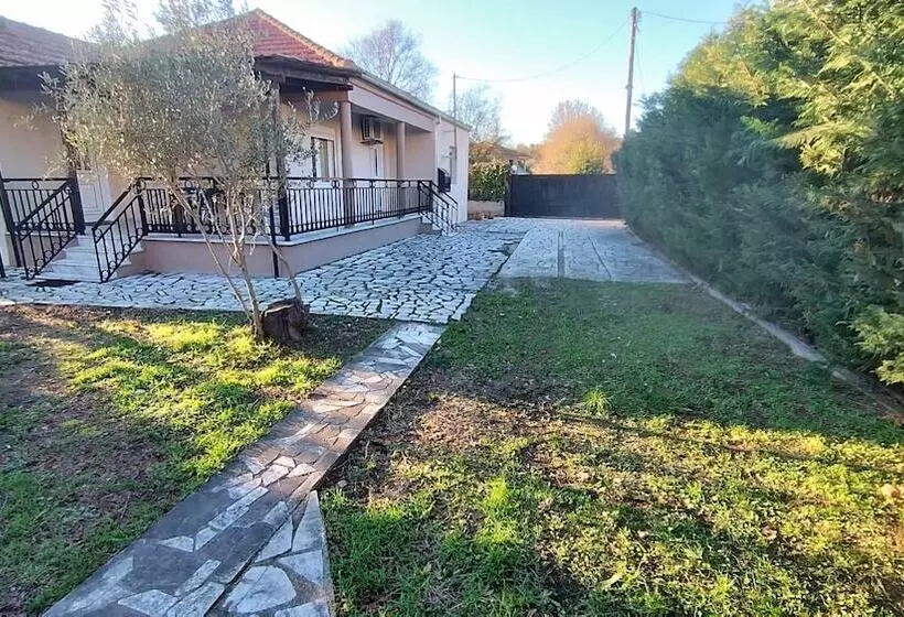 Majatalo Kastraki House With A View