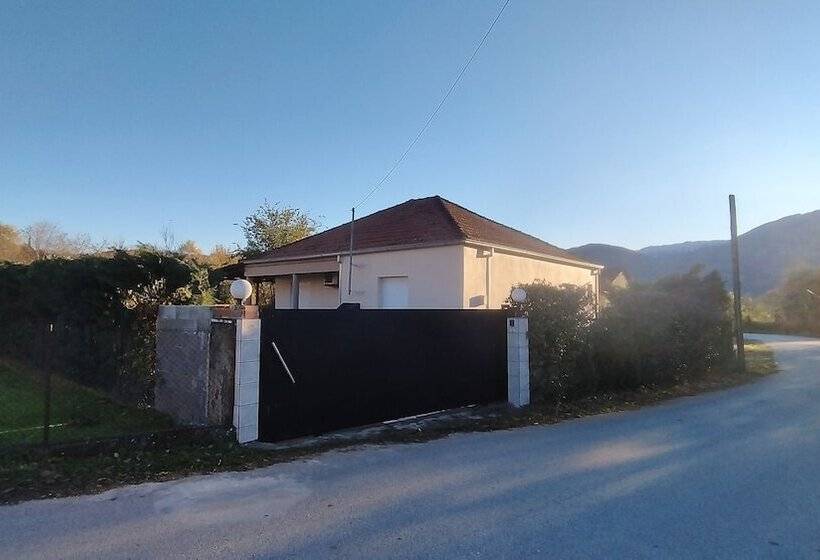 Pensão Kastraki House With A View