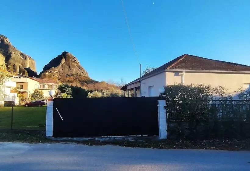 Majatalo Kastraki House With A View