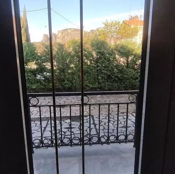 Majatalo Kastraki House With A View