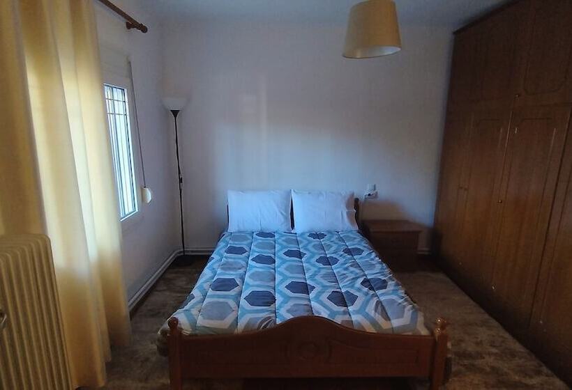 Pensão Kastraki House With A View