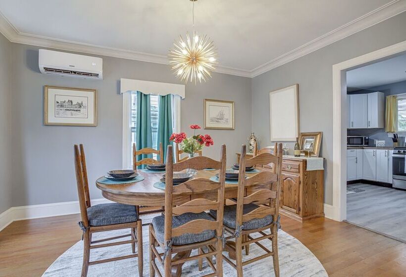 Pet Friendly Cambridge Home Walk To River!