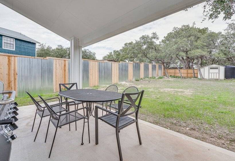 Pet Friendly Spicewood Home W/ Deck + Gas Grill!