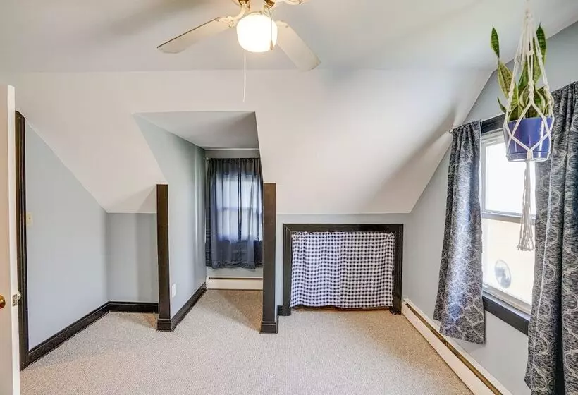 Renovated Chatham Home ~ Half Mi To Downtown!