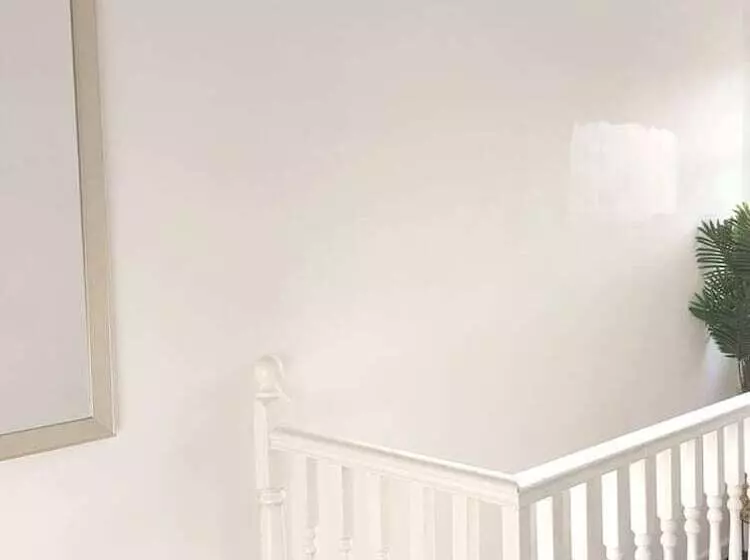 Residenssi 4 Bed House In Accrington