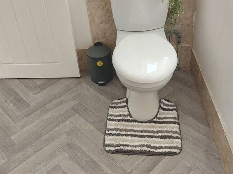 إقامة 4 Bed House In Accrington