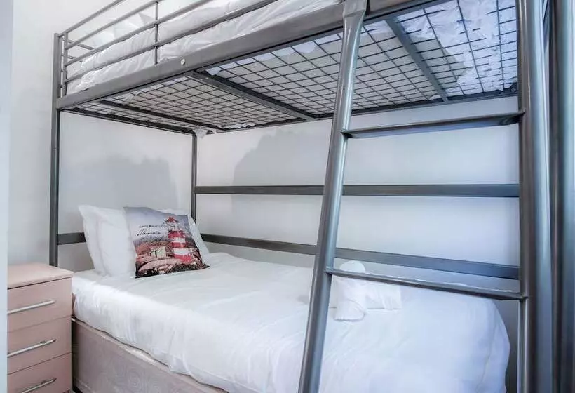 Rhossili Holiday Cottage   Parkmill