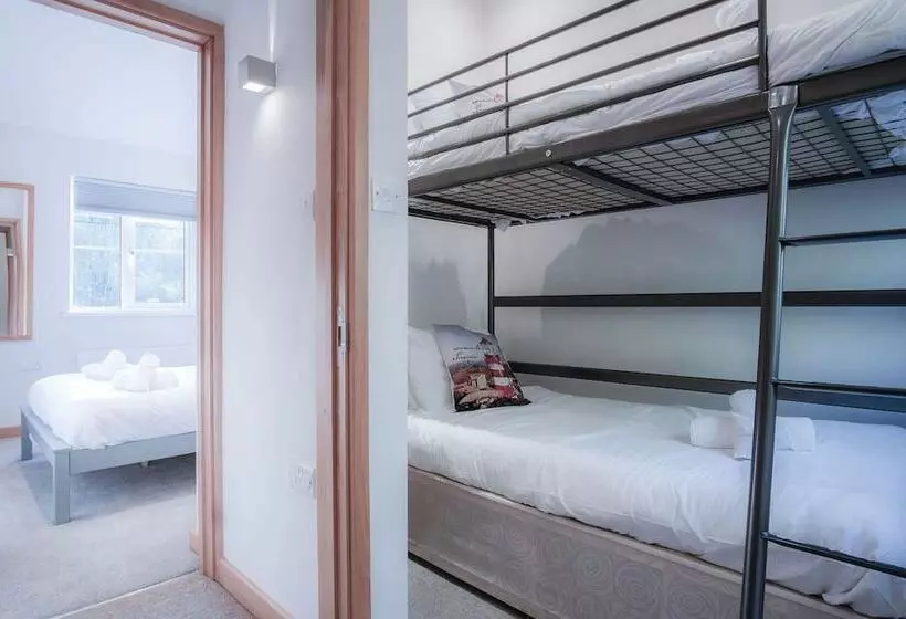 Rhossili Holiday Cottage   Parkmill