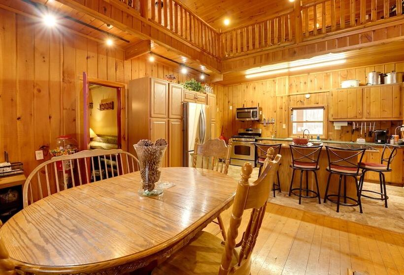 Riverfront Luther Cottage W/ Year Round Trail!