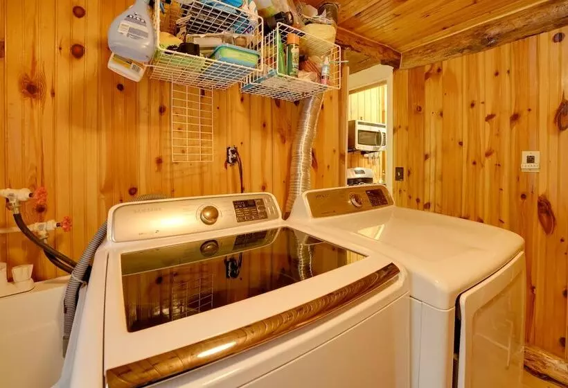 Riverfront Luther Cottage W/ Year Round Trail!